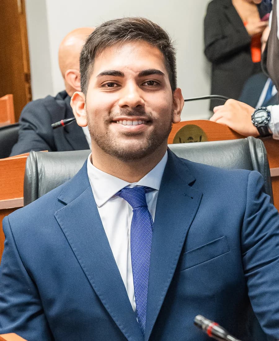 Carlos Yebir Aibar Quintar
